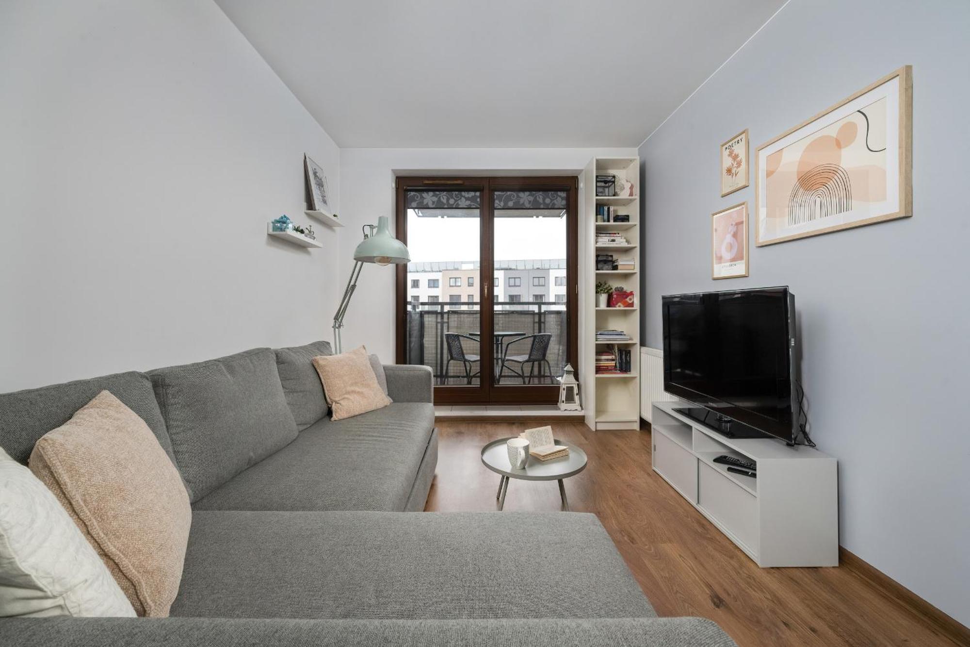 Modern With Balcony In By Renters Apartament